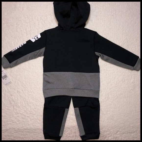 Reebok Set - Picture 3 of 8